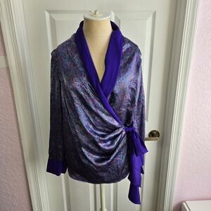 Victoria's Secret Vintage Satin Short Kimono‎ Robe Shirt Purple Paisley Size M